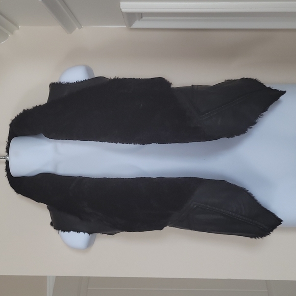 Blanknyc faux fur/leather vest! - Picture 2 of 7